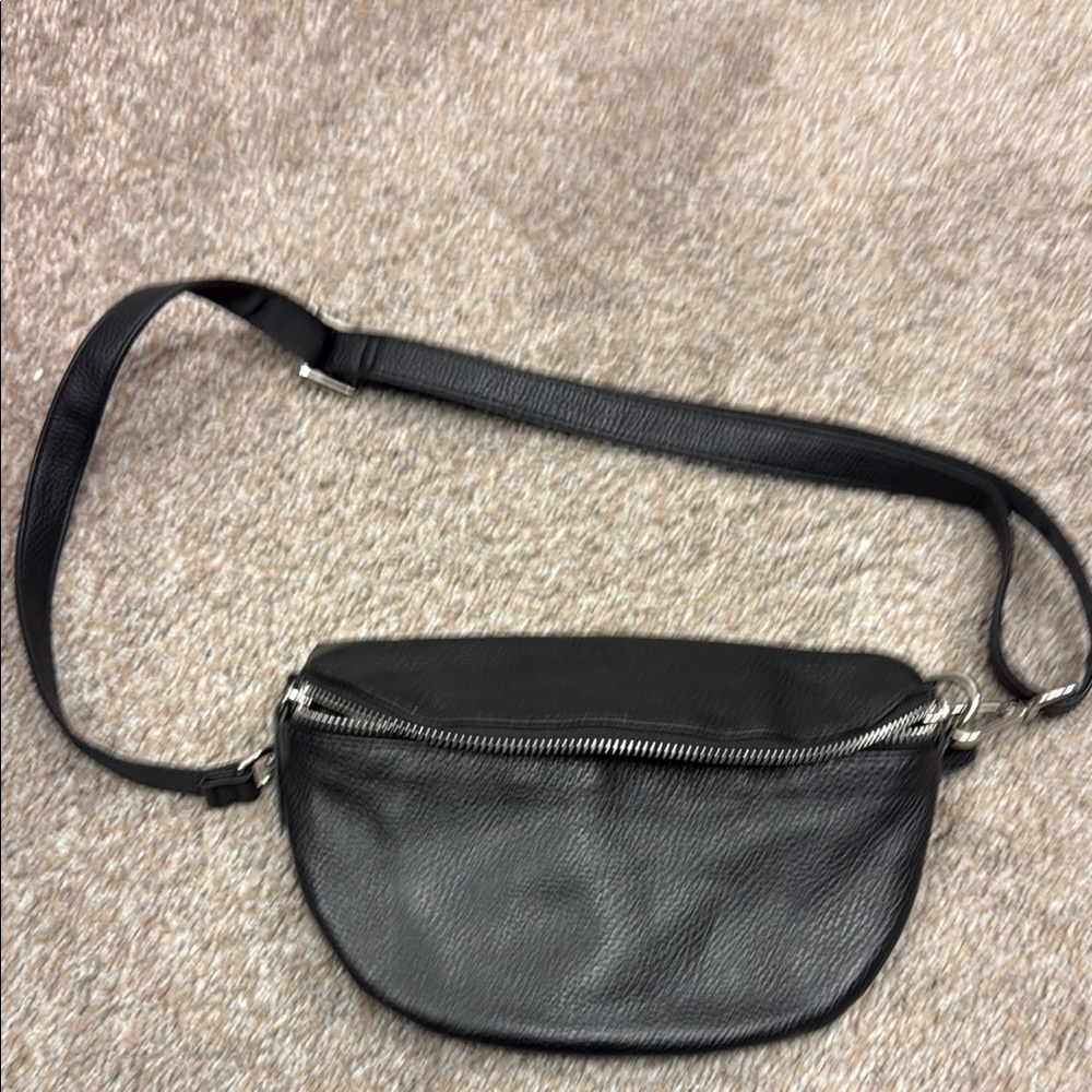 Black Leather Women’s Crossbody/Belt Bag
